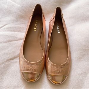 🤎 NWOT Coach Gold Rose Metallic Flats